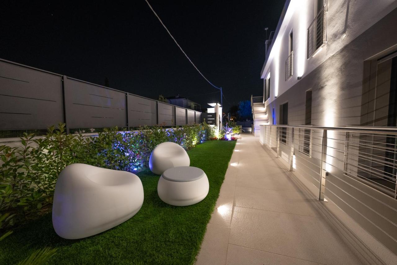 Magic Luxury Apartments Bardolino Exterior photo
